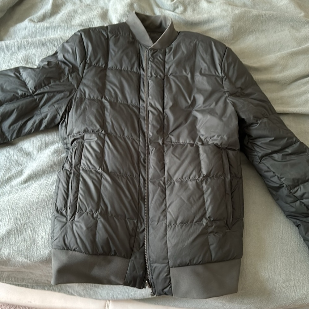 Reversible jacket- LULUlemon
